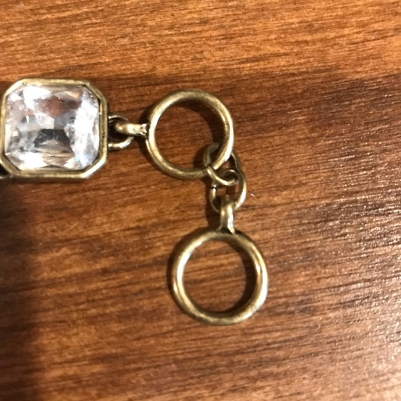 ▪️Chloe & Isabel Large Stone Bracelet - Picture 2 of 7